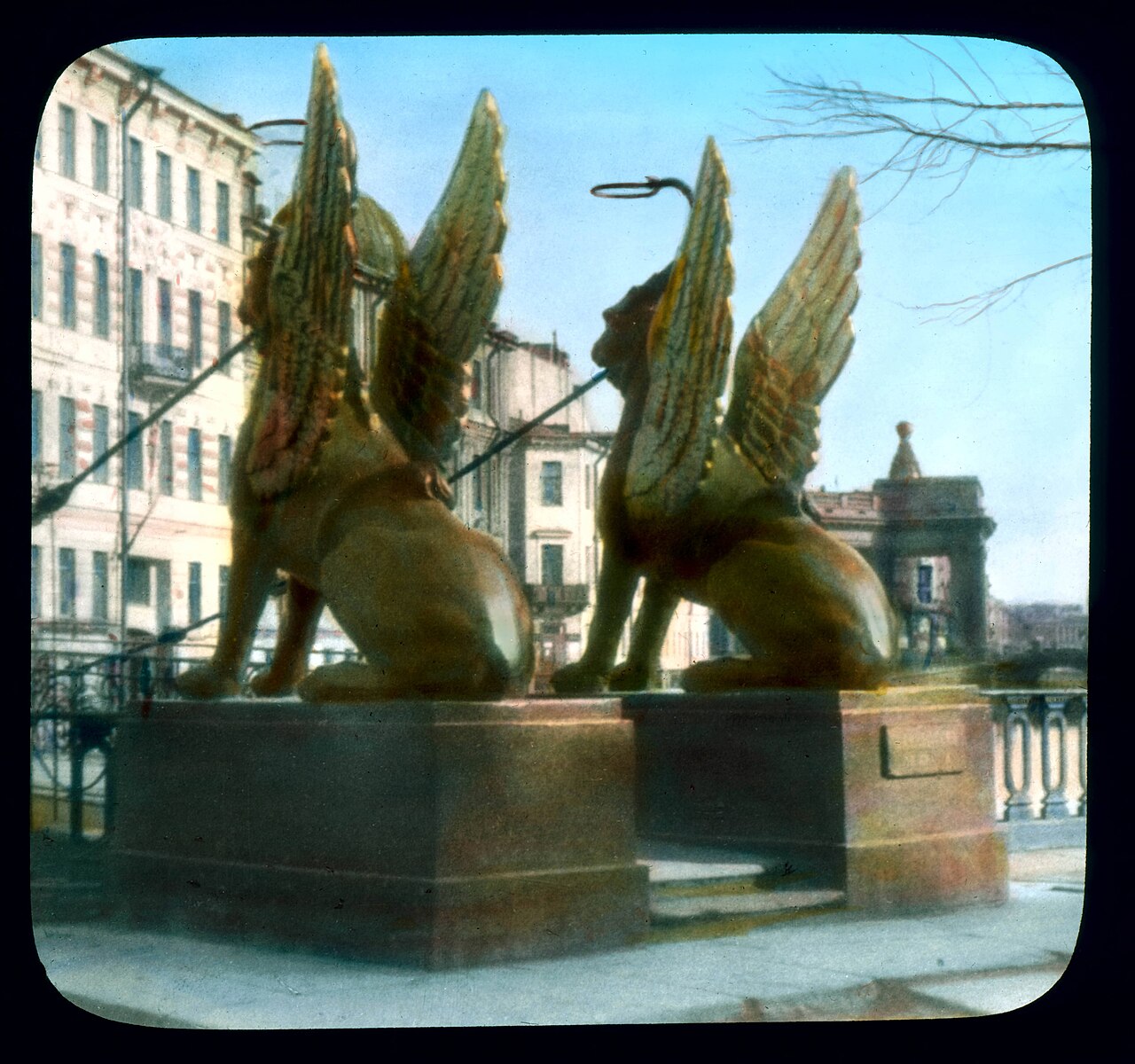Банковский мост, 1931 год. Диапозитив раскрашен вручную, цвета на нём не документ. Фото Branson DeCou